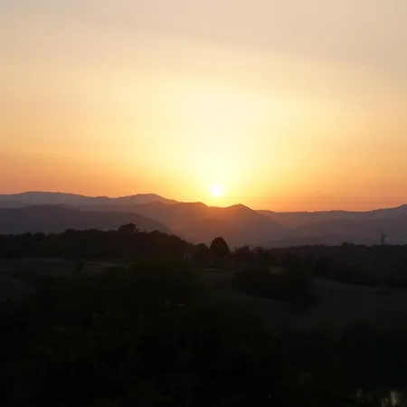 Il Sarale - Vista Sulle Colline Di