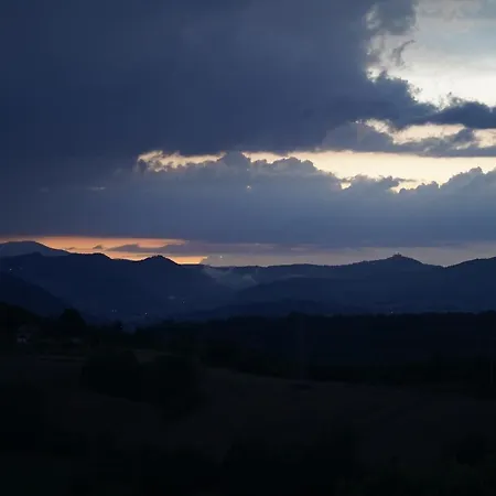 Il Sarale - Vista Sulle Colline Di 4*