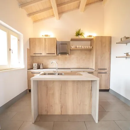 B&B Il Sarale - Vista Sulle Colline Di 4*