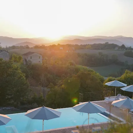 Il Sarale - Vista Sulle Colline Di B&B 치타디카스텔로